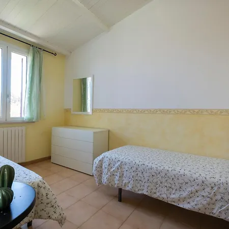 Appartamento 131 - Trilocale Al Secondo Piano A Con Garage, Climatizzato E Ben Arredato, A 200 Mt Dal Mare - Inclusa Nel Prezzo *